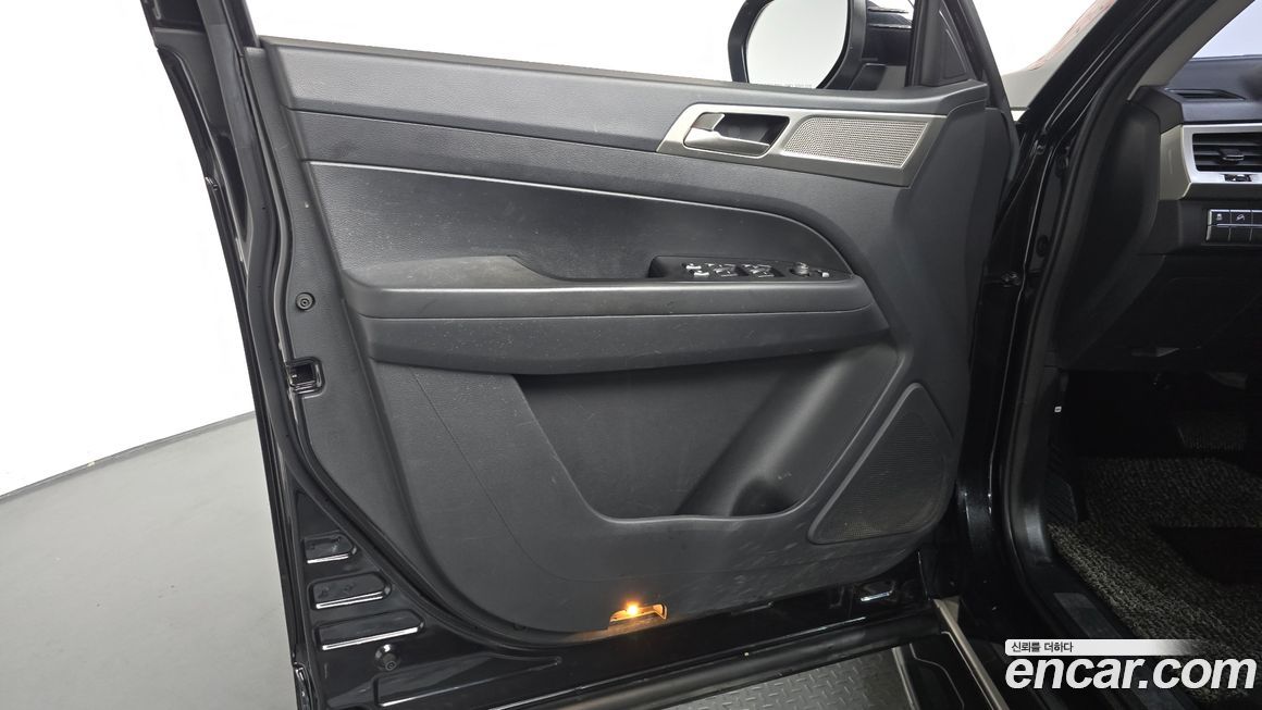 KG_Mobility_Ssangyong Rexton 2018