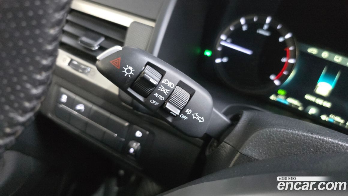 KG_Mobility_Ssangyong Rexton 2018
