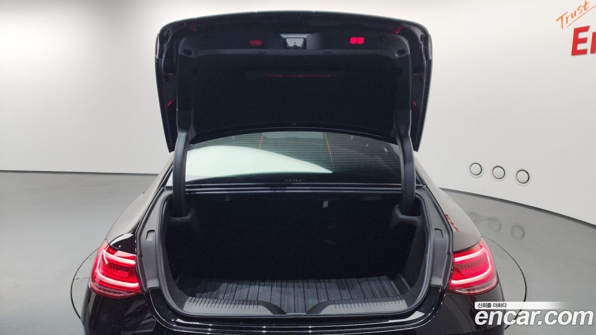 Mercedes-Benz CLS-Class 2021