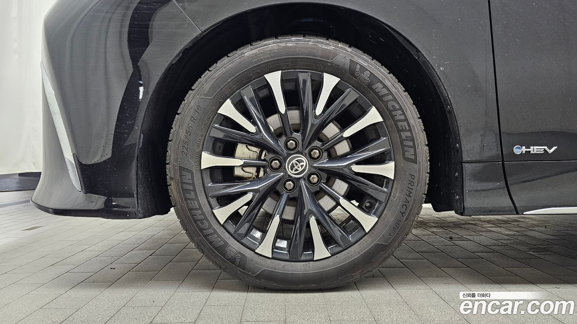 Toyota Alphard 2025