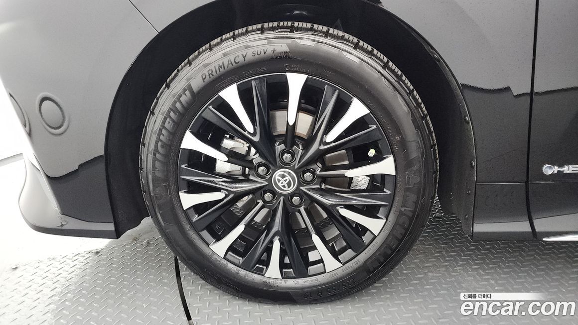 Toyota Alphard 2024