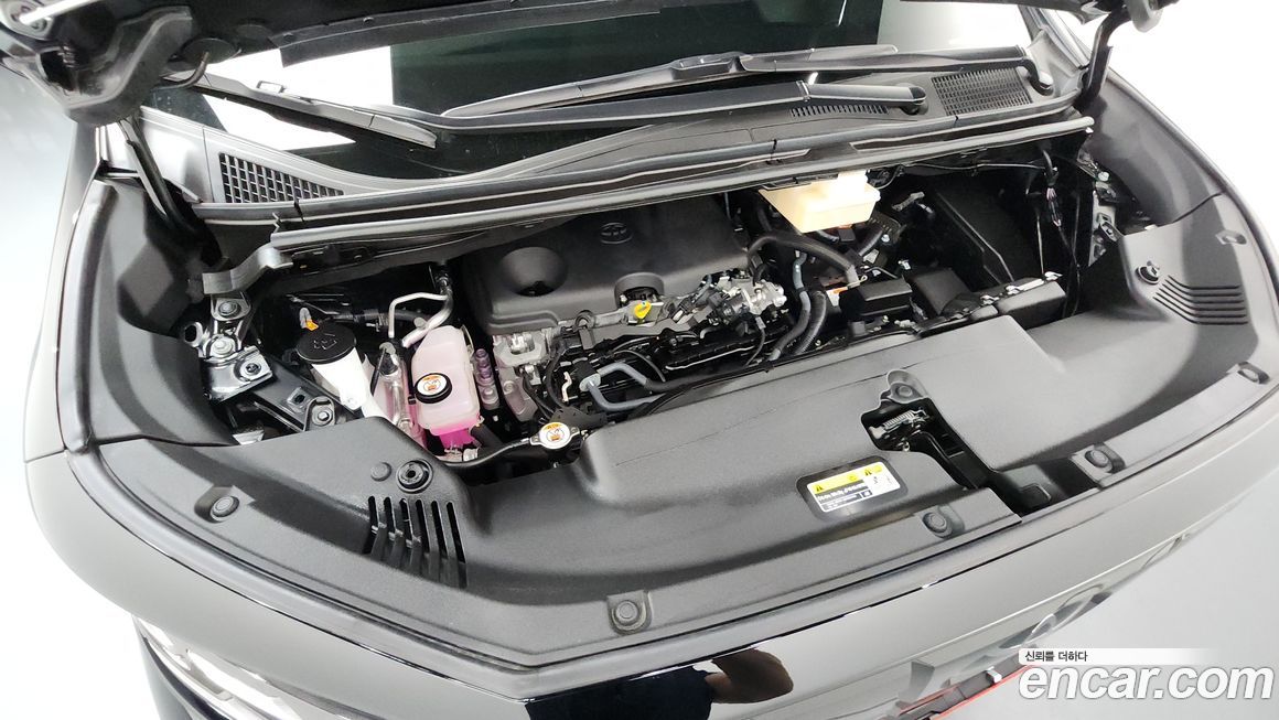 Toyota Alphard 2024