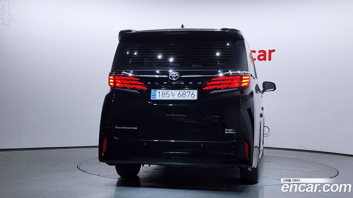 Toyota Alphard 2024