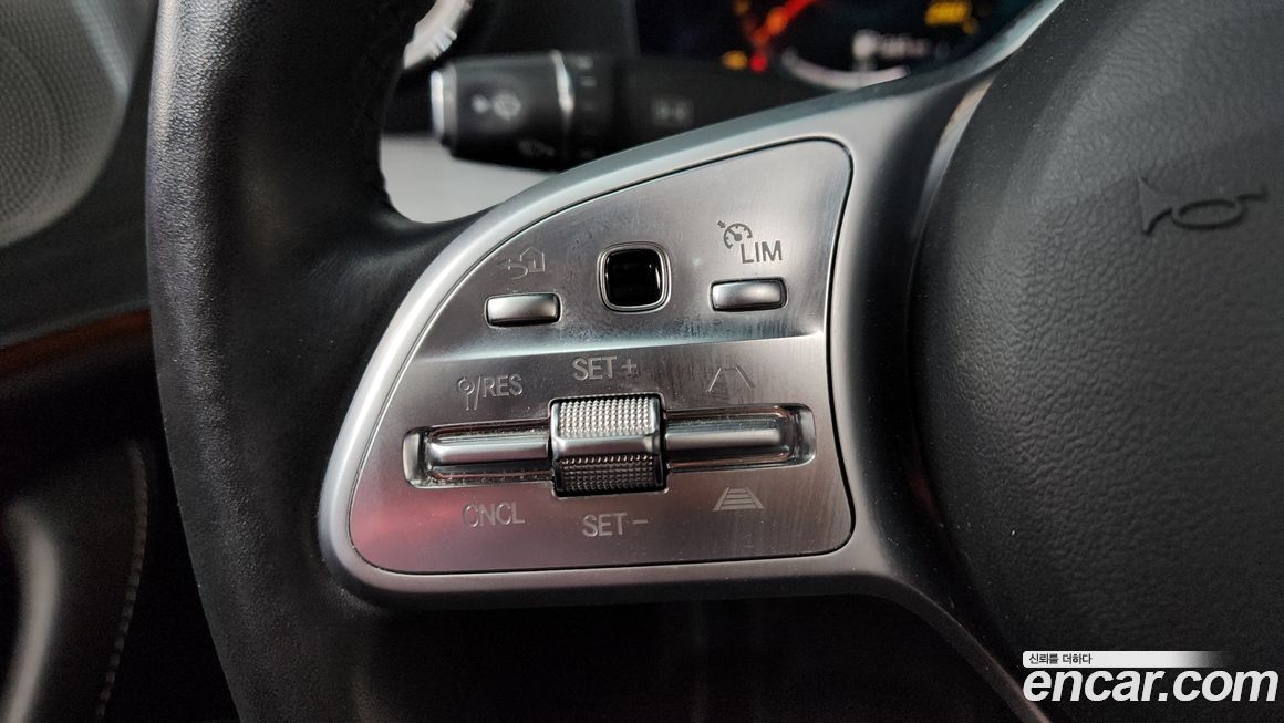 Mercedes-Benz CLS-Class 2021