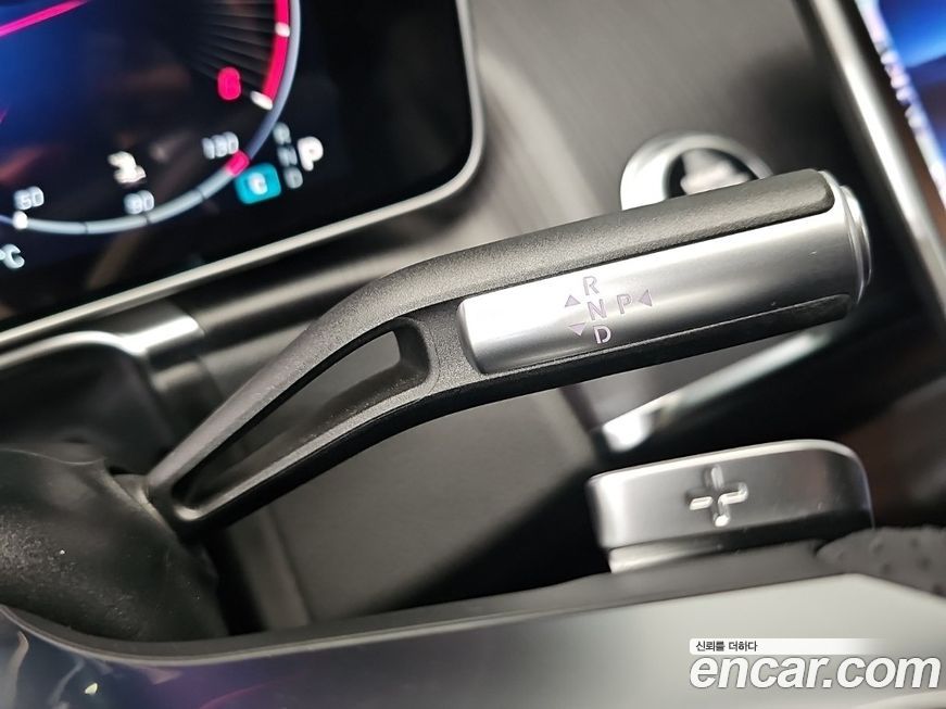 Mercedes-Benz S-Class 2023