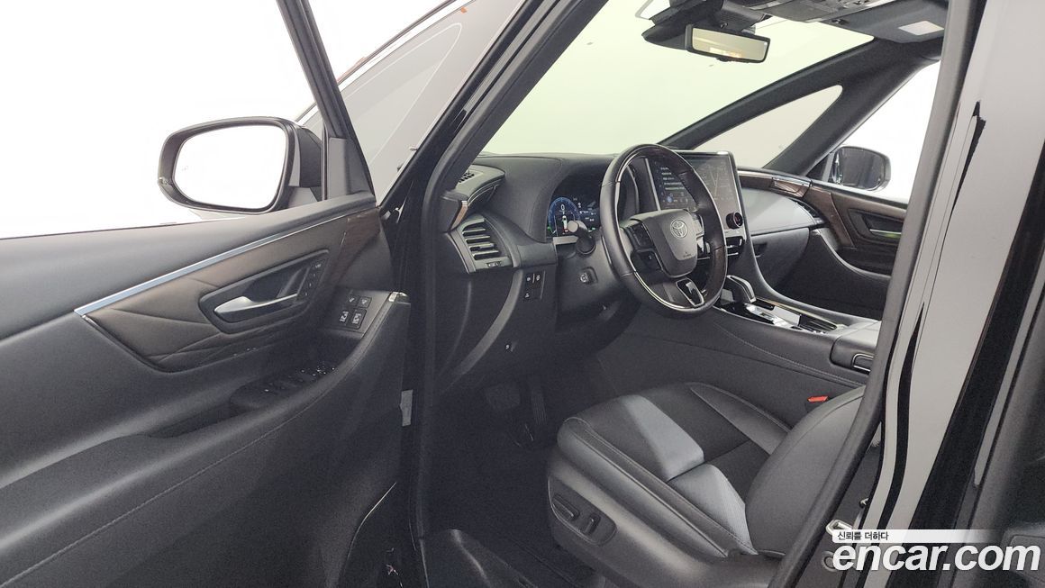 Toyota Alphard 2024