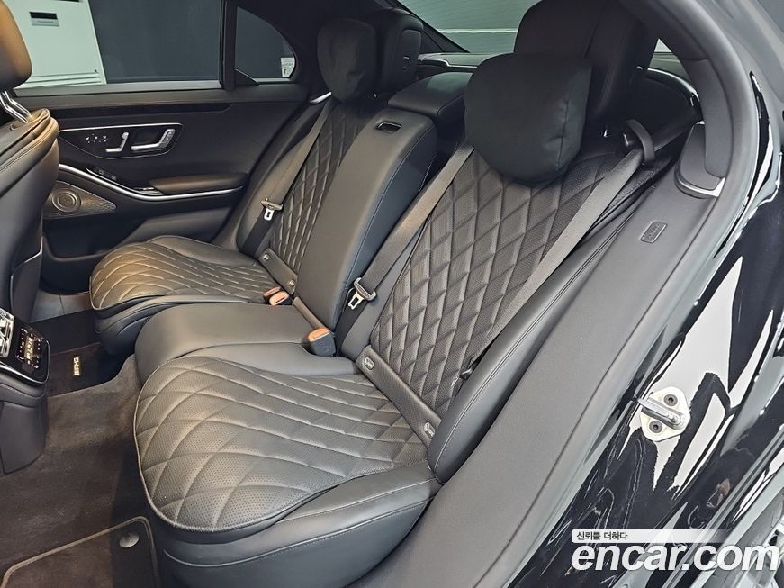 Mercedes-Benz S-Class 2023