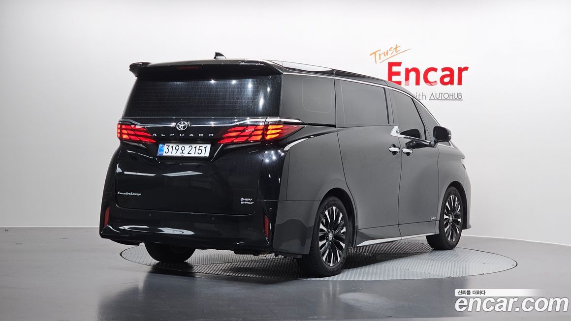 Toyota Alphard 2025