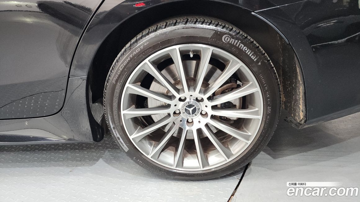 Mercedes-Benz CLS-Class 2021