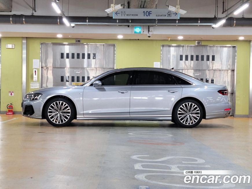 Audi A8 2023