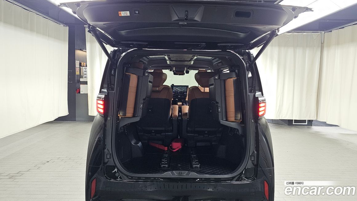 Toyota Alphard 2025