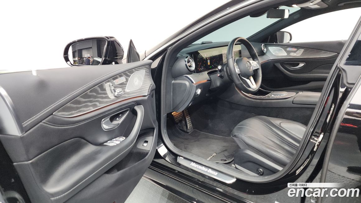 Mercedes-Benz CLS-Class 2021
