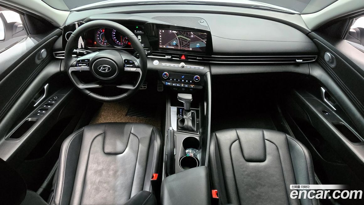 Hyundai AVANTE 2021