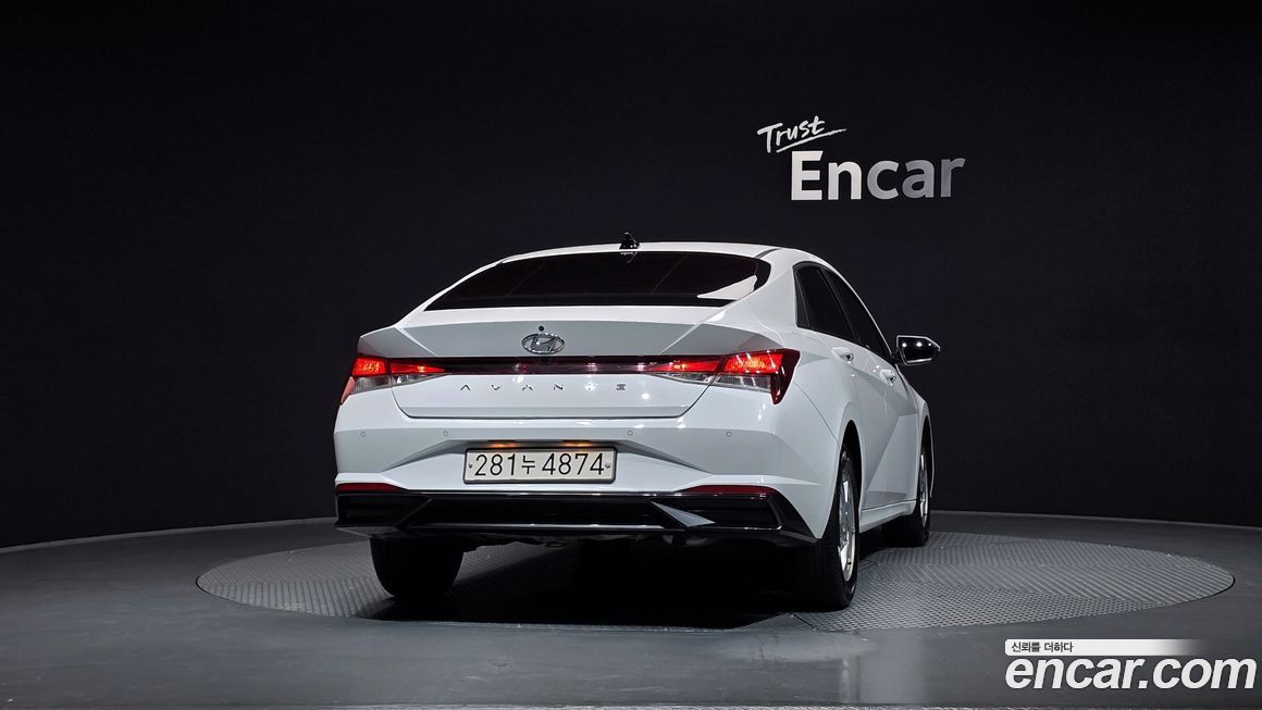 Hyundai AVANTE 2021