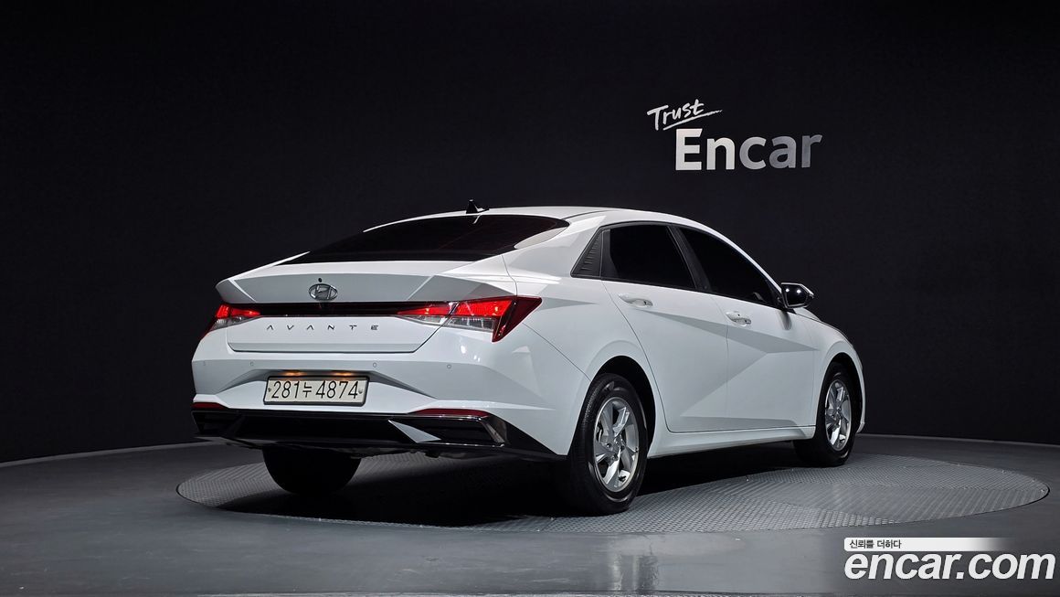 Hyundai AVANTE 2021