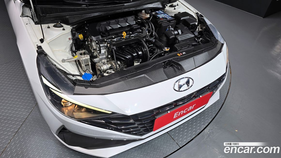 Hyundai AVANTE 2021