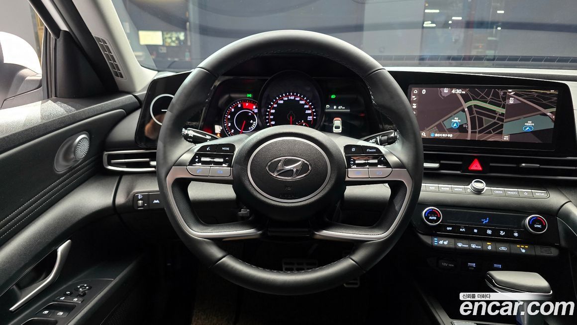 Hyundai AVANTE 2021