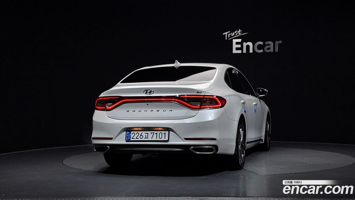 Hyundai Grandeur 2017