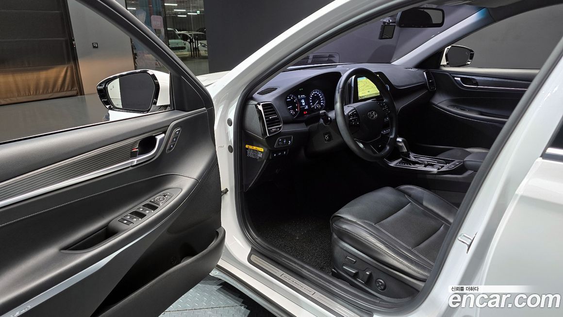 Hyundai Grandeur 2017