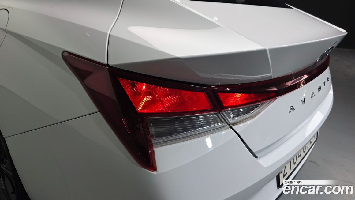 Hyundai AVANTE 2023