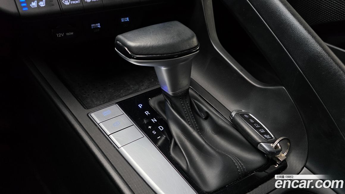 Hyundai AVANTE 2023