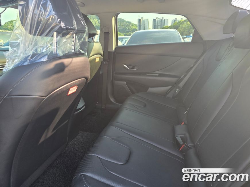 Hyundai AVANTE 2022