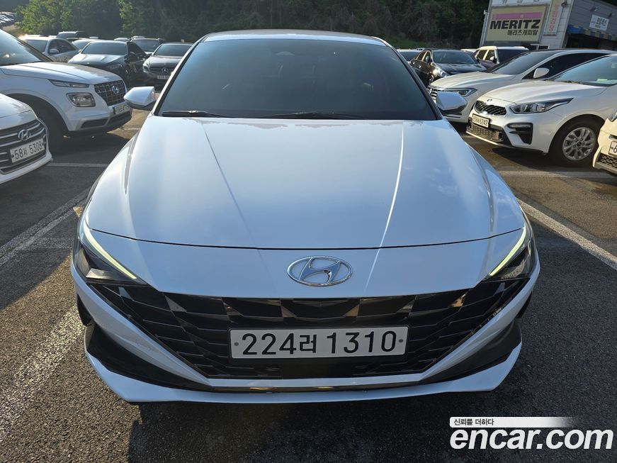 Hyundai AVANTE 2022