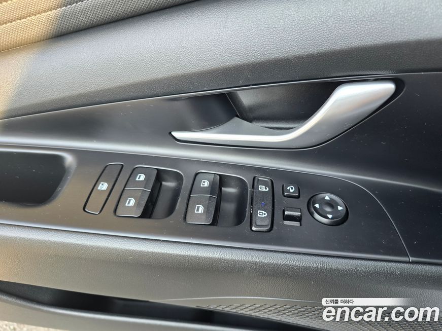 Hyundai AVANTE 2022