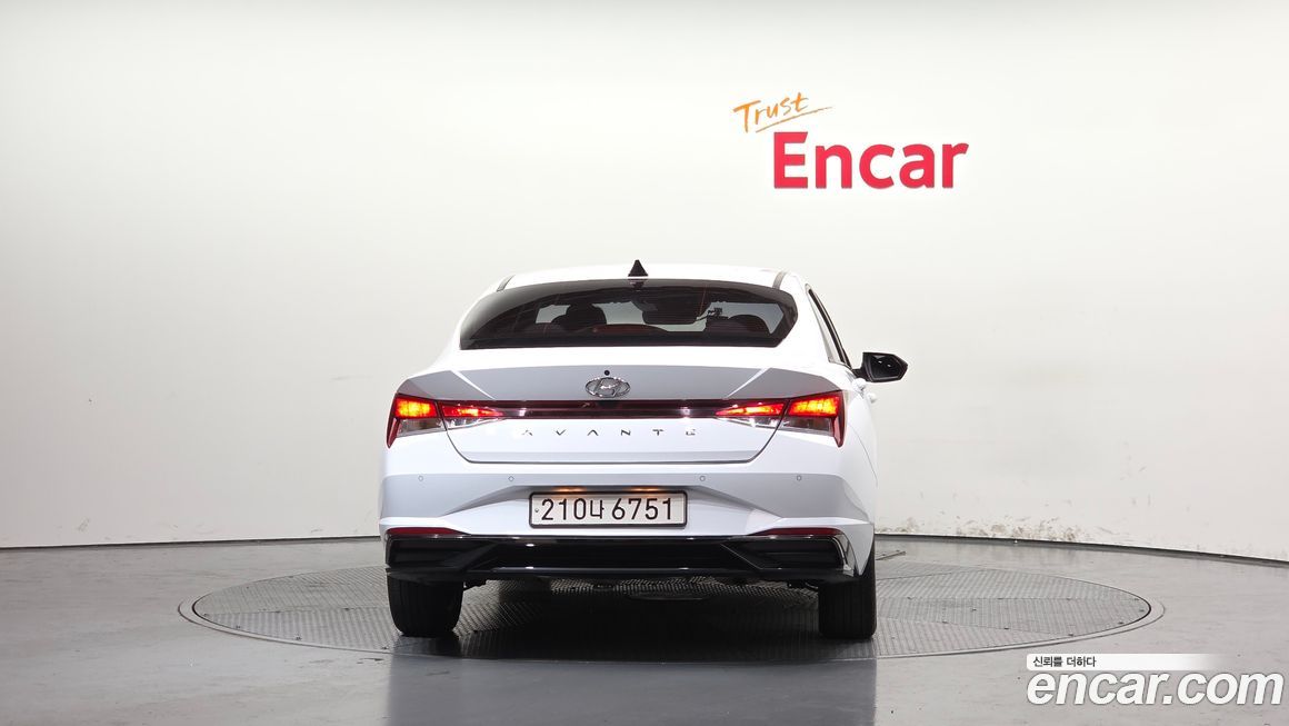 Hyundai AVANTE 2023