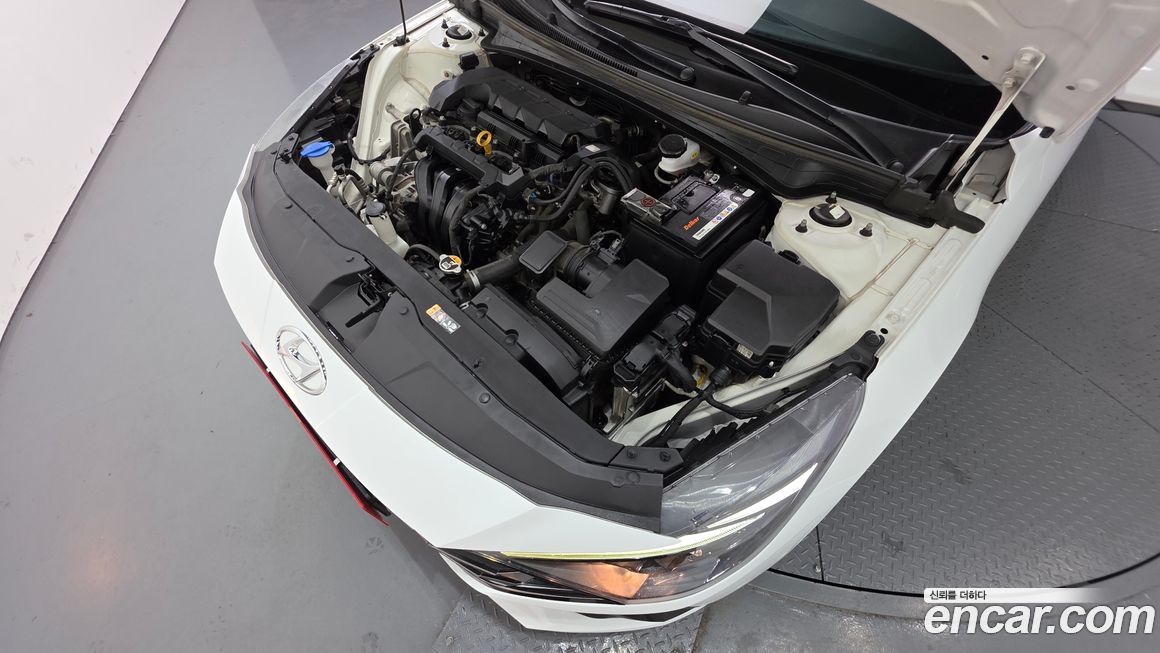 Hyundai AVANTE 2023