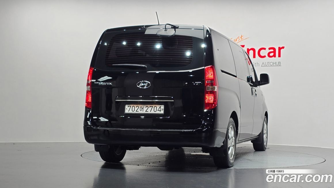 Hyundai Starex 2021