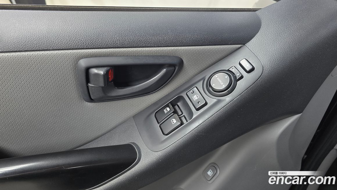 Hyundai Starex 2021