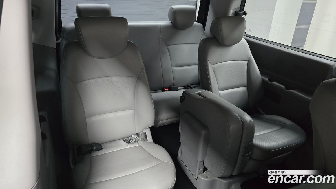 Hyundai Starex 2021