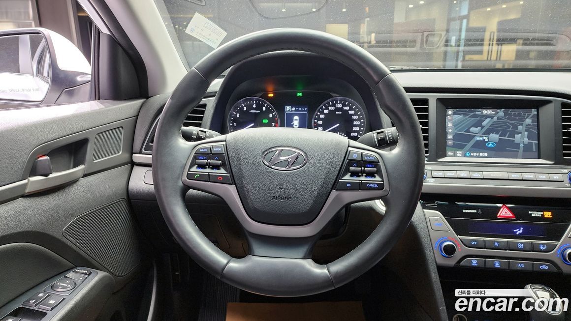 Hyundai AVANTE 2017
