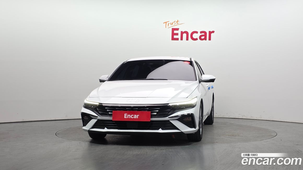Hyundai AVANTE 2024