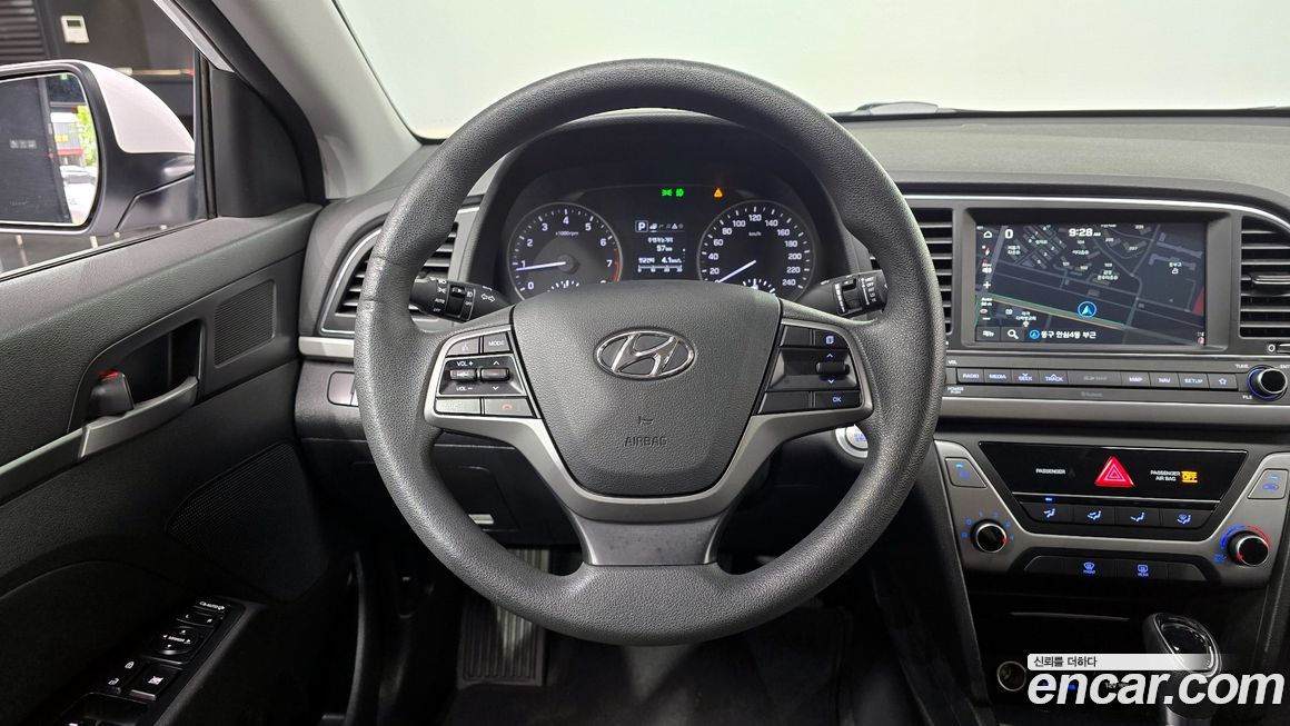 Hyundai AVANTE 2018
