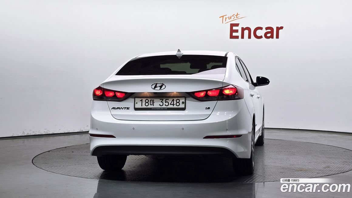 Hyundai AVANTE 2018