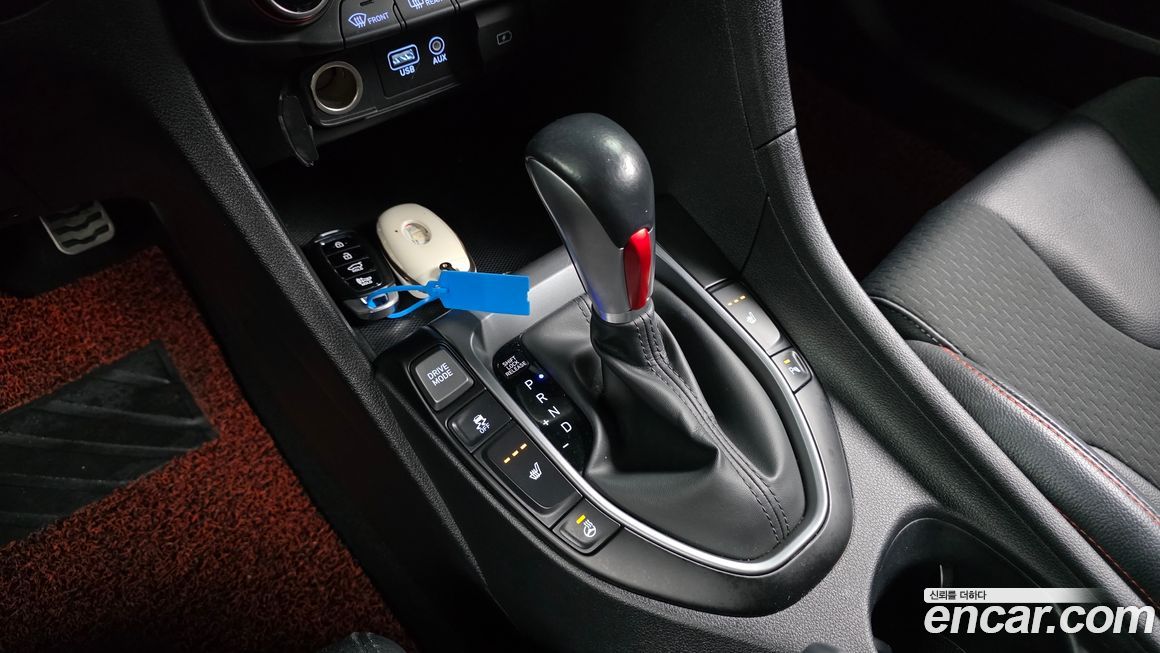Hyundai Veloster 2019
