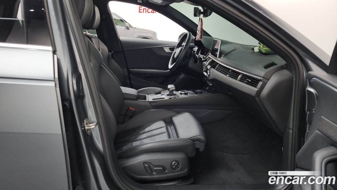 Audi A4 2019