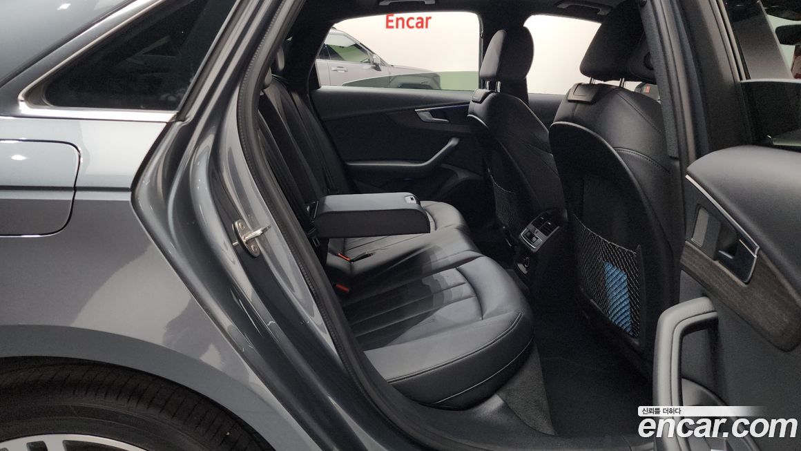 Audi A4 2019