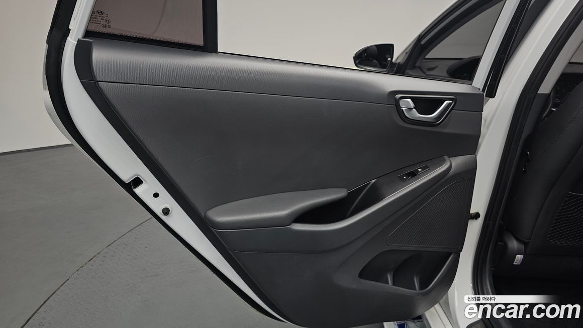 Hyundai Ioniq 2017