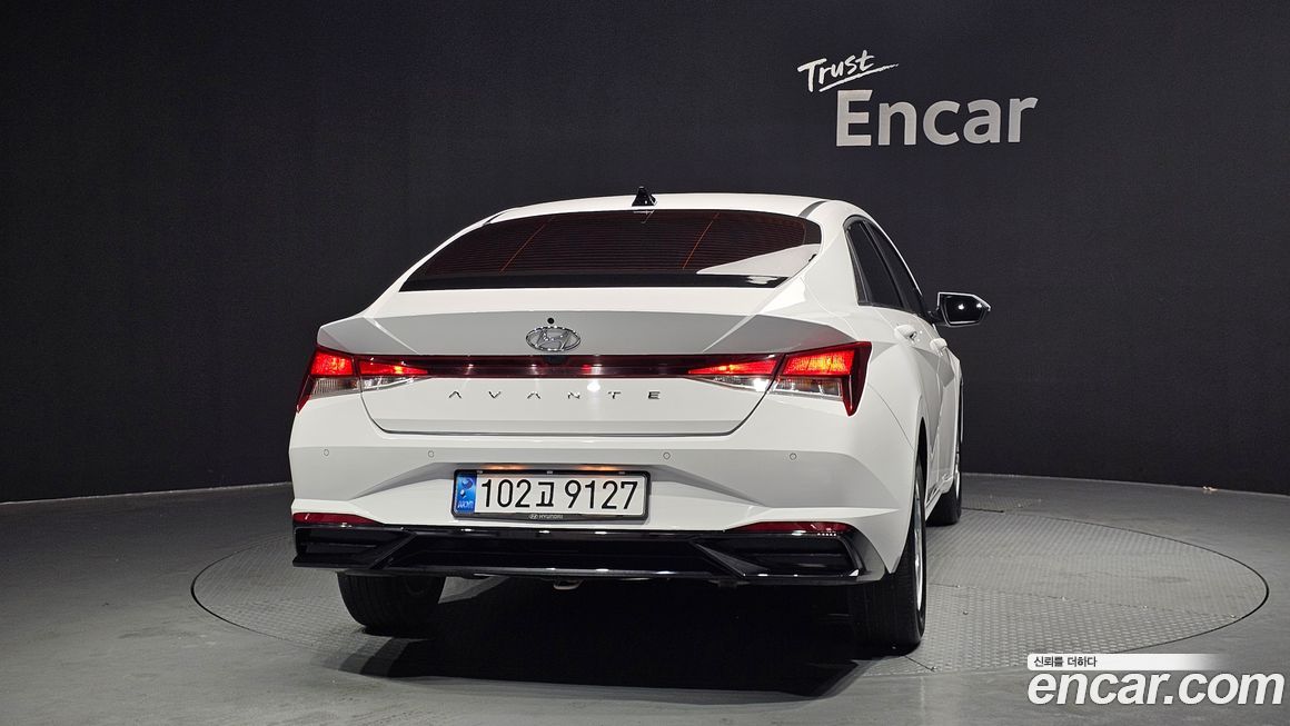 Hyundai AVANTE 2023