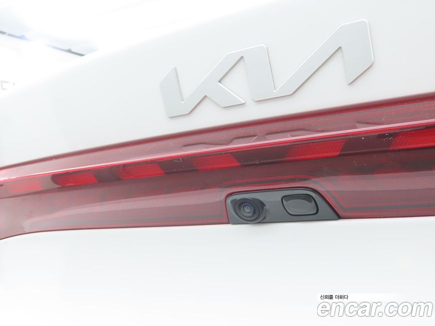 Kia K5 2023