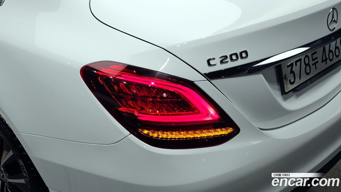 Mercedes-Benz C-Class 2020