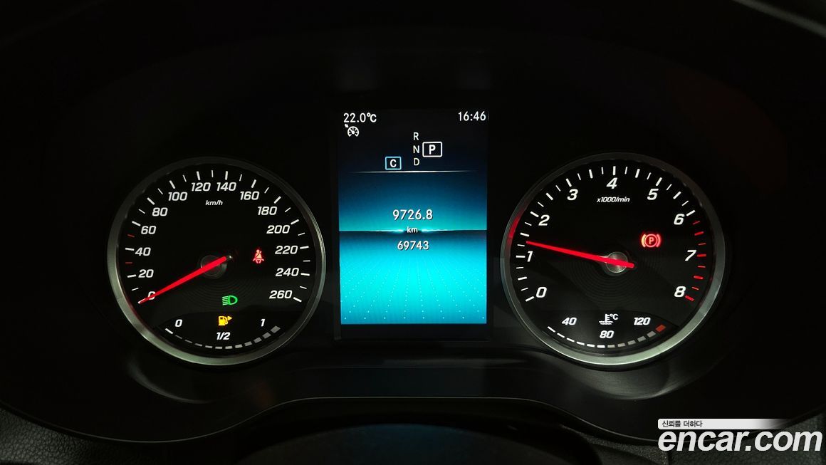 Mercedes-Benz C-Class 2020