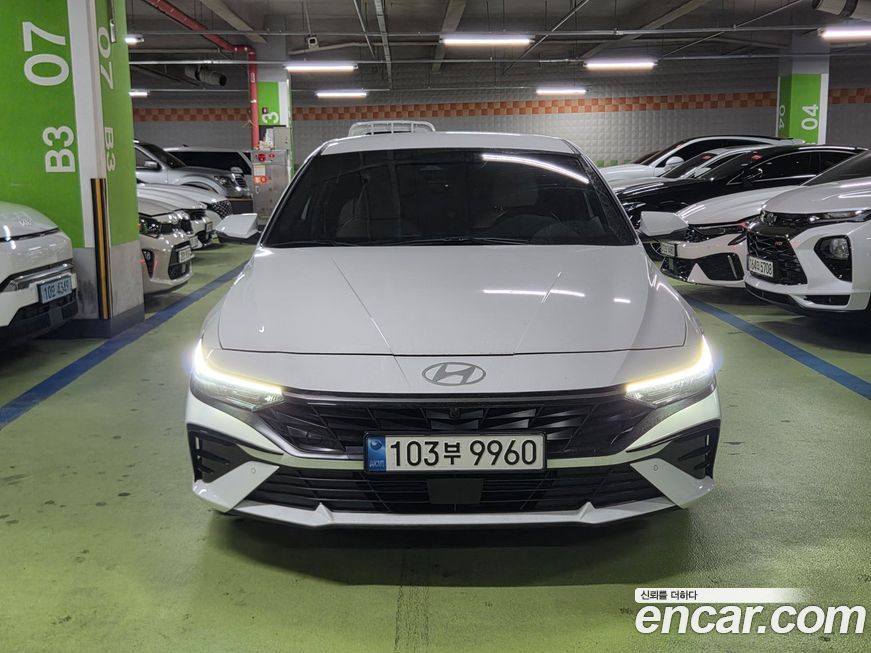 Hyundai AVANTE 2024