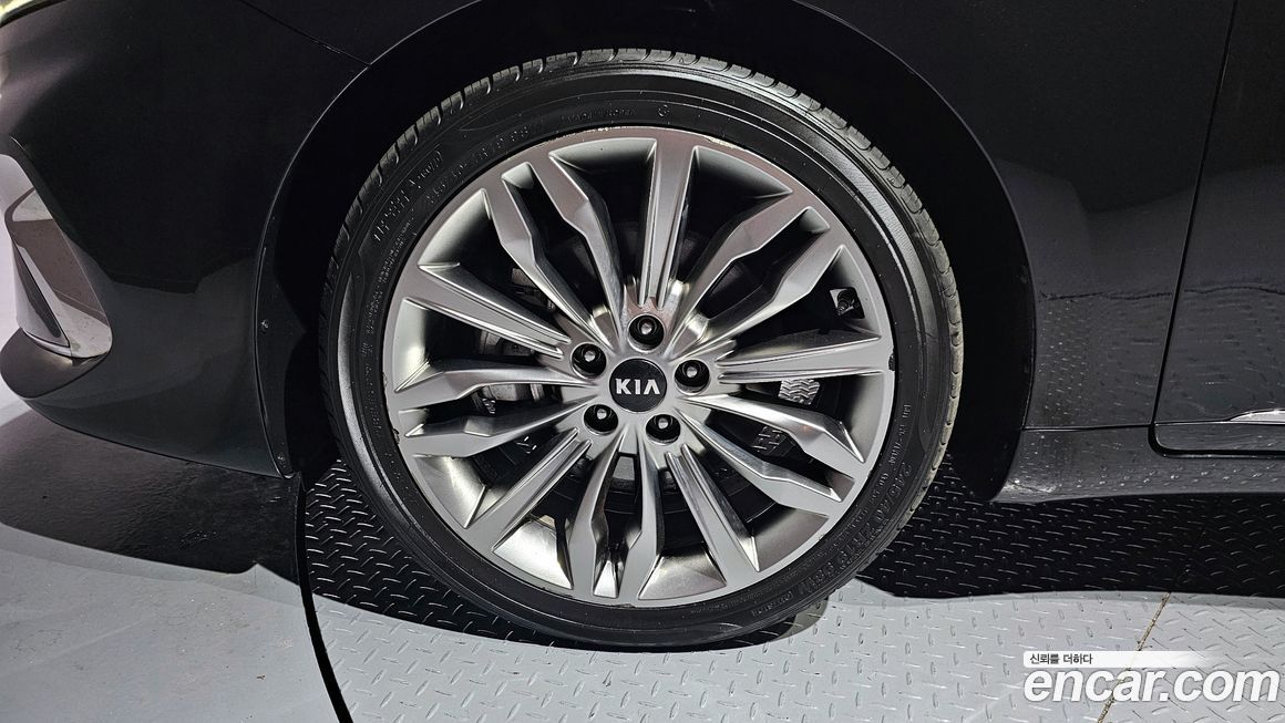 Kia K7 2020