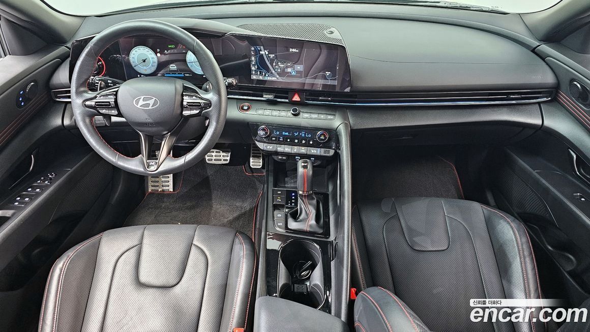 Hyundai AVANTE 2024