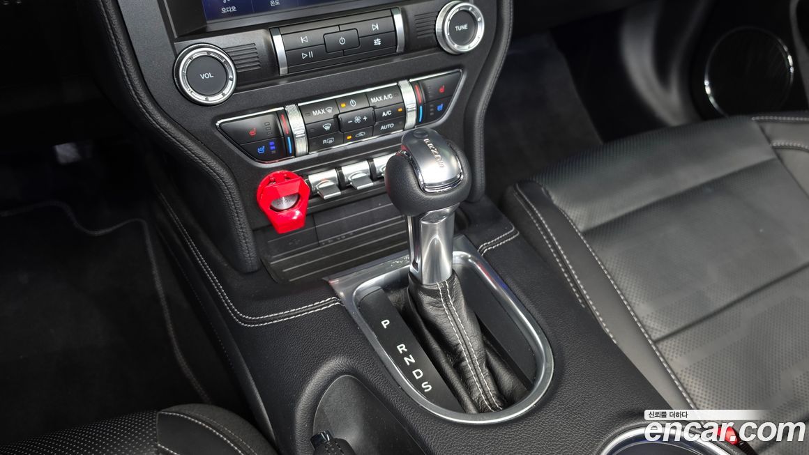 Ford Mustang 2021