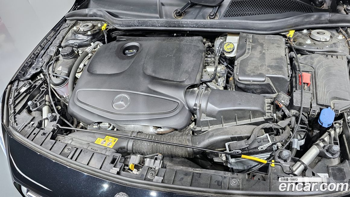 Mercedes-Benz GLA-Class 2019